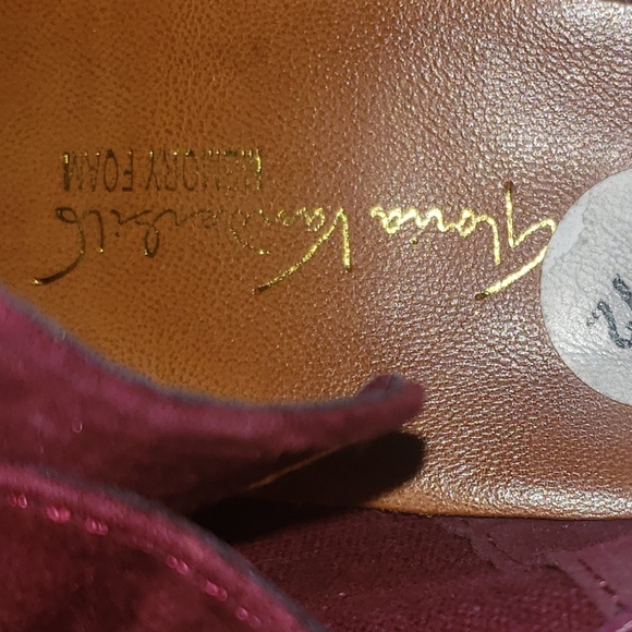 Nice shoes - Picture 3 of 3